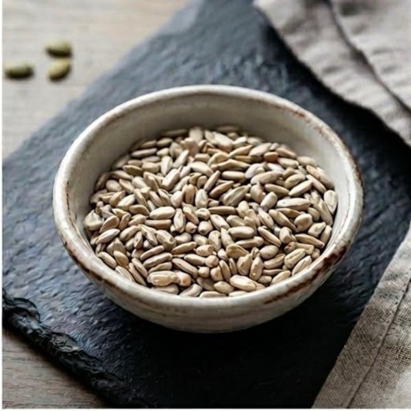 Sunflower Seeds premium raw whole kernels